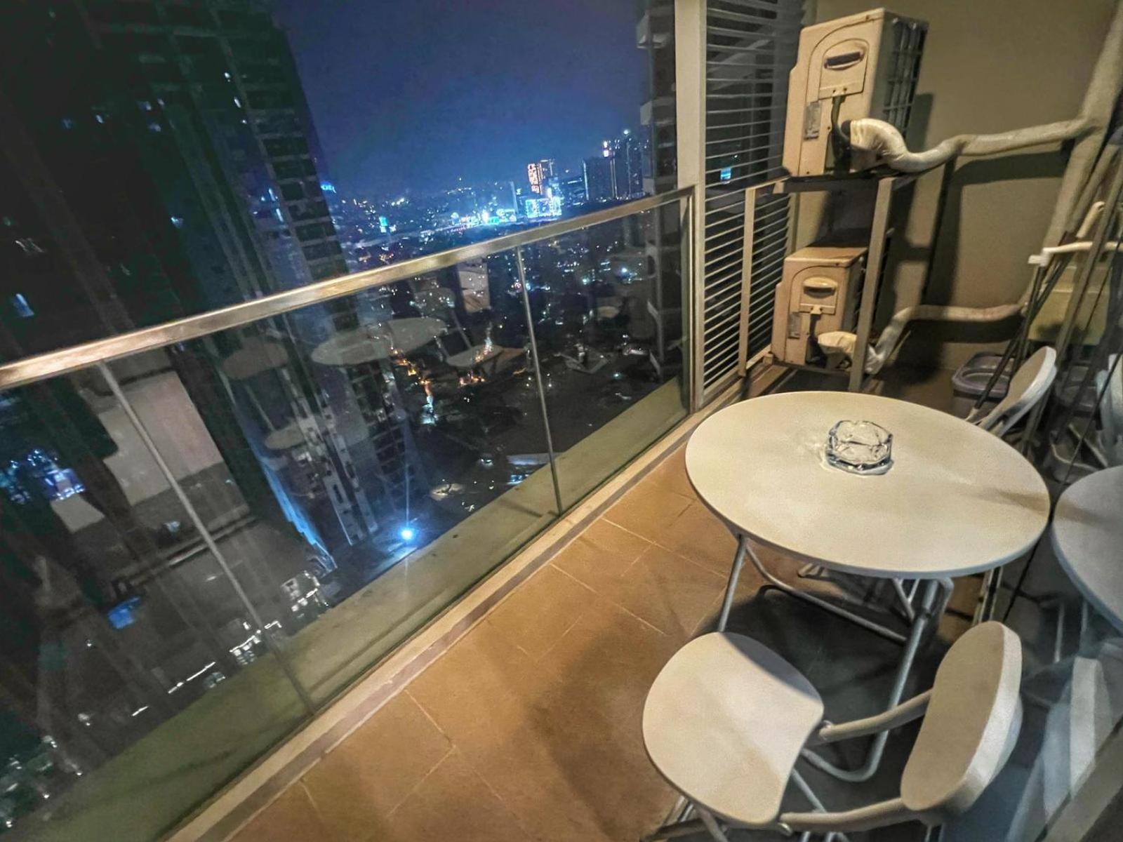 Eg Private House -Bgc Uptown Aparthotel ตากิก ภายนอก รูปภาพ