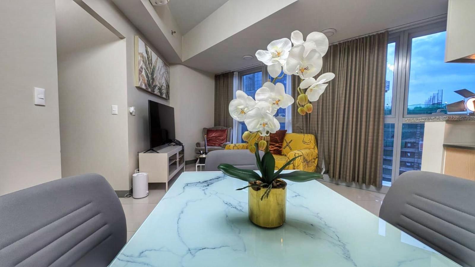 Eg Private House -Bgc Uptown Aparthotel ตากิก ภายนอก รูปภาพ