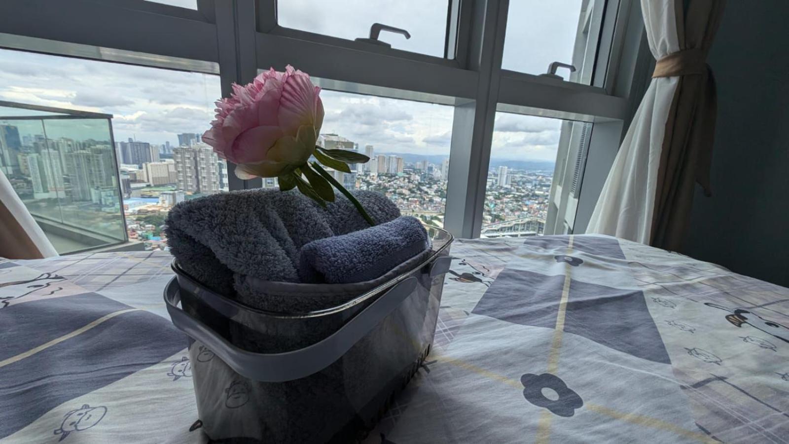 Eg Private House -Bgc Uptown Aparthotel ตากิก ภายนอก รูปภาพ
