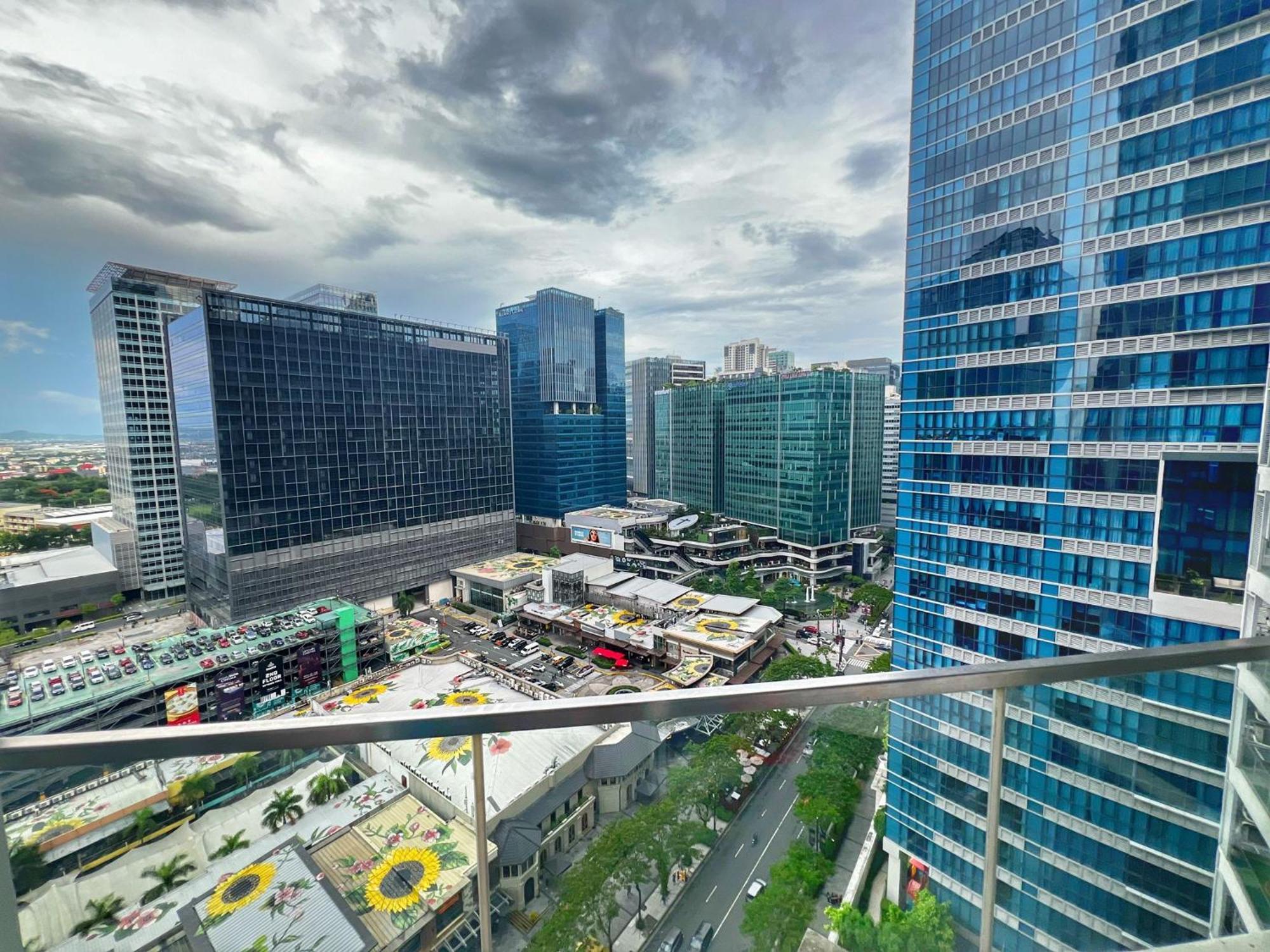 Eg Private House -Bgc Uptown Aparthotel ตากิก ภายนอก รูปภาพ