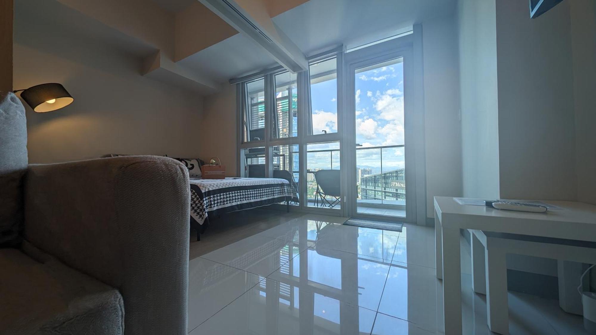 Eg Private House -Bgc Uptown Aparthotel ตากิก ภายนอก รูปภาพ